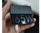 ¿Es este el nuevo ladrillo de carga para smartphones más potente? (Fuente: Digital Chat Station vía Weibo)