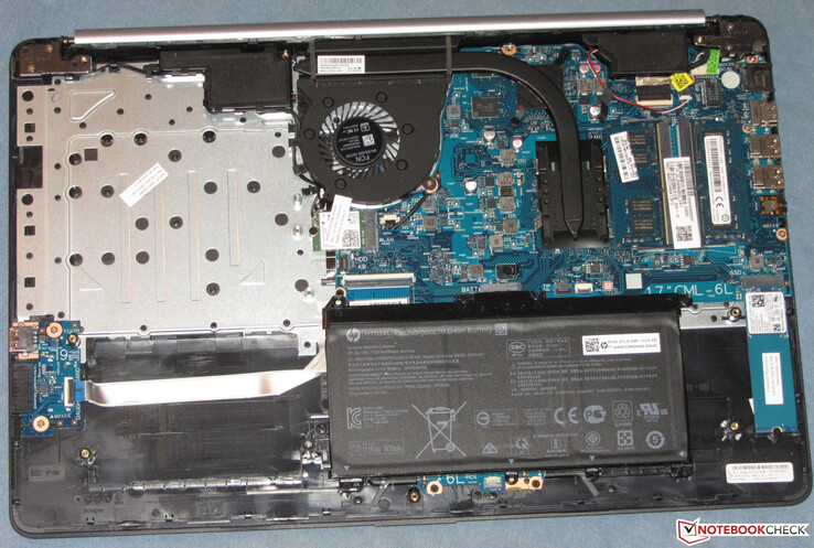 HP 470 G7 hardware