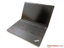 Revisión del ThinkPad E15 Gen.2 de Lenovo. Dispositivo proporcionado por cortesía de: Campuspoint