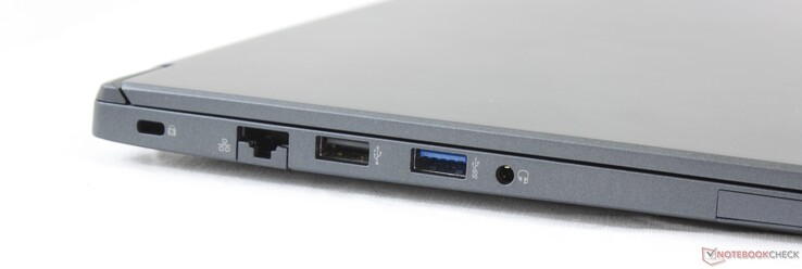 Izquierda: Kensington Lock, Gigabit Ethernet, USB 2.0 Tipo A, USB 3.0 Tipo A, auriculares de 3.5 mm