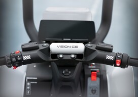 El 'cockpit' ofrece una pantalla LCD y una gran cantidad de interruptores en cada empuñadura (Fuente de la imagen: BMW)