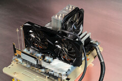 Banco de pruebas de Intel Alder Lake Core i9-12900K y AMD Radeon RX 6600. (Fuente de la imagen: Bilibili)