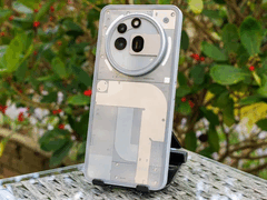 Nothing Phone 3a Pro (Fuente de la imagen: Notebookcheck)