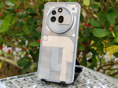 Nothing Phone 3a Pro (Fuente de la imagen: Notebookcheck)