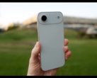 Otro supuesto iPhone de nueva generación. (Fuente de la imagen: AppleTrack vía YouTube)