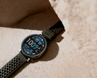 El smartwatch Amazfit Active Max, en la imagen sobre un fondo de textura rocosa. (Fuente de la imagen: Amazfit)