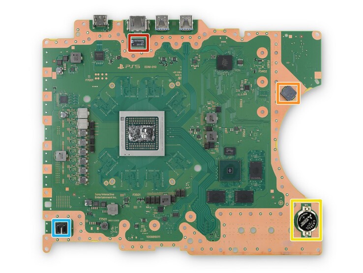 La batería del CMOS es una pequeña pila CR2032 de 3V. (Fuente de la imagen: iFixit)