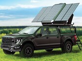 El sistema Jackery Explorer combina una tienda de campaña en el tejado con paneles solares retráctiles. (Fuente de la imagen: Jackery)
