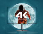 El XG323B-4K-OLED tiene prácticamente el mismo aspecto que el XG323-4K-OLED2. En la imagen: una imagen promocional del monitor para juegos. (Fuente de la imagen: ViewSonic - editado)