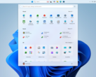 Captura de pantalla de la barra de tareas en la posición alineada superior, con Inicio abriéndose desde arriba.