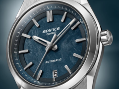 El Casio Edifice EFK-100D-2A (en la imagen) saldrá a la venta en el Reino Unido. (Fuente de la imagen: Casio)