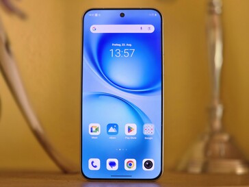 Reseña del Vivo X200 FE (Fuente de la imagen: Marcus Herbrich)
