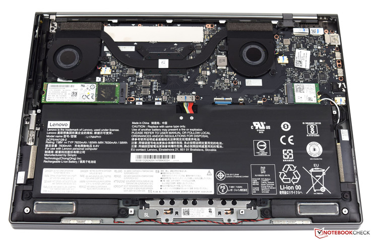 Lenovo Yoga C930-13IKB sin cubierta inferior