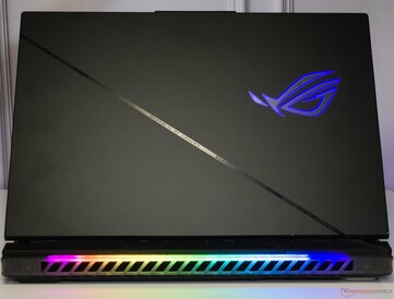 Asus ROG Strix Scar 16 (2024)