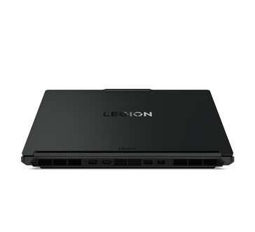 Legion 5a 1511 desde la parte trasera. (Fuente de la imagen: Lenovo)
