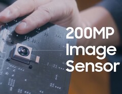 El nuevo 200 MP de Sony podría ser hasta un 20% más grande que el ISOCELL HP2 de la Galaxy 25 Ultra. (Fuente de la imagen: Samsung)