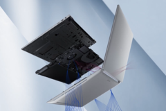 El Dell 16 Premium sacrifica una buena parte del rendimiento para ser más elegante y eficiente energéticamente que otros portátiles con las mismas opciones de GPU (Fuente de la imagen: Dell)