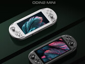 El Odin2 Mini cuenta con refrigeración activa y funciona en Android 13. (Fuente de la imagen: AYN Technologies)