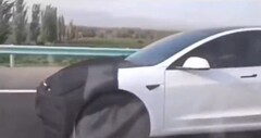 Prototipo del proyecto Highland del Tesla Model 3. (Fuente de la imagen: vía @DriveTeslaca)