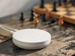 IKEA tiene previsto ampliar el lanzamiento de más productos inteligentes para el hogar que se conecten al Dirigera Hub (en la imagen). (Fuente de la imagen: IKEA)