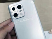 El Xiaomi 13 Pro parece tener una carcasa de cámara más espaciosa que el actual Xiaomi 12S Pro. (Fuente de la imagen: TechGoing)