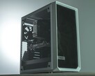 Carcasa de PC blanca con panel lateral y frontal de malla que muestra los componentes internos y los ventiladores de refrigeración. (Fuente de la imagen: Anthony Roberts / Unsplash)