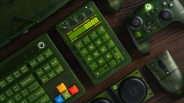 El Numpad mecánico Retro 18 completa los accesorios de sobremesa de 8BitDo con temática Xbox.