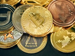 Un montón de criptodivisas (Fuente de la imagen: Traxer/Unsplash)