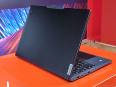Lenovo ThinkPad P16v Gen 3 (fuente de la imagen: Benjamin Herzig)