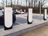El nuevo diseño de la estación Supercharger (imagen: Tesla Charging/Twitter)