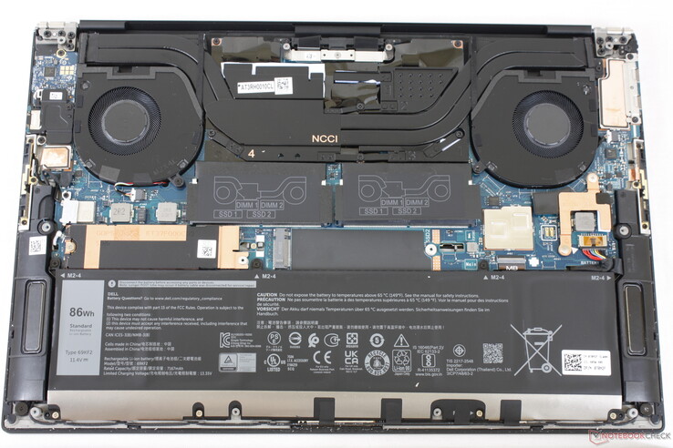 Dell XPS 15 9520. No hay cambios importantes en la placa base interna