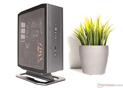 Reseña del Minisforum Neptune Series NAD9: Minisforum ha cedido amablemente el producto