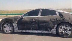 Un Xiaomi Car en prototipo de camuflaje. (Fuente: Xiaomiui)