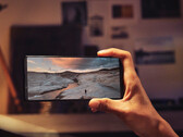 Sony hace mucho hincapié en la pantalla del Xperia 1 III en los materiales de marketing. (Fuente de la imagen: Sony)