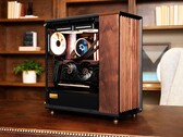 El modelo «Optimist Nocturne» cuenta con un panel lateral de madera maciza.
