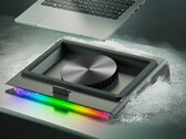 Razer ha presentado recientemente su propia almohadilla de refrigeración para portátiles en la RazerCon 2024. (Fuente de la imagen: Razer)
