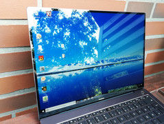 MateBook X Pro al aire libre