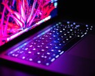 Apple está desarrollando un teclado para MacBook con mini-LEDs para leyendas dinámicas personalizables. (Fuente de la imagen: Irving Marca)