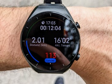 La pantalla del Xiaomi Watch S1 convence con colores nítidos, pero podría ser un poco más brillante.