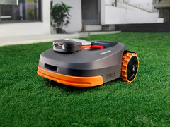 Segway afirma haber mejorado su robot cortacésped Navimow con un sensor VisionFence opcional. (Fuente de la imagen: Segway)