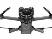 Han aparecido en Internet algunas imágenes nuevas y una fecha de disponibilidad para la DJI Mini 5 Pro antes de su lanzamiento. (Fuente de la imagen: @quadro-news)