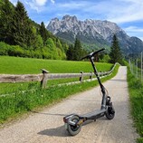 Recenzja Segway Ninebot F3 Pro: Wielofunkcyjna hulajnoga elektryczna
