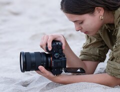 La Sony A7 V promete toda una serie de mejoras de rendimiento (Fuente de la imagen: Sony)