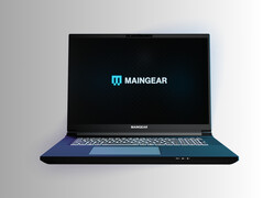 Frontal del portátil para juegos Maingear Ultima 18 (Fuente de la imagen: Maingear PR)