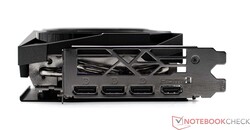 Puertos externos de la MSI GeForce RTX 4060 Ti Gaming X Trio 8G