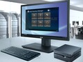 La carcasa rediseñada, ligeramente más grande, admite ahora CPUs de nivel de sobremesa. (Fuente de la imagen: Asus)
