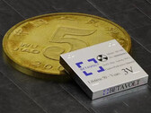Un micro reactor nuclear más pequeño que una moneda. (Fuente de la imagen: Betavolt)