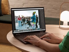 El HP Spectre x360 16 integrará una webcam &quot;inteligente&quot; de 5 MP que puede seguirte por la habitación (Fuente: HP)