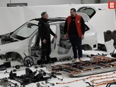 El BMW iX3 ha sido desmontado tras la prueba de larga duración y casi 62.000 millas