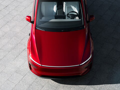 El nuevo Modelo Y 2026 en color Ultra Red. (Fuente de la imagen: Tesla)